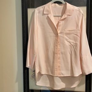Bella Dahl light pink button down blouse